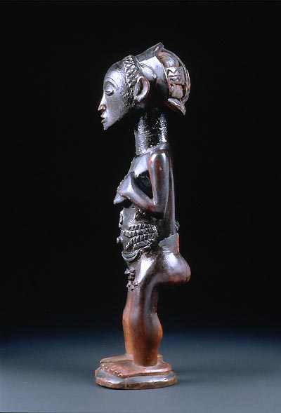 Stehende Frau, Luba, Demokr. Republik Kongo, Ende 19. Jh., Holz, Hhe 45 cm