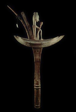 Statue der Gottheit Lamiaha, Emroin, Babar-Archipel, 19. Jh. Indonesien, Holz, Hhe 212 cm